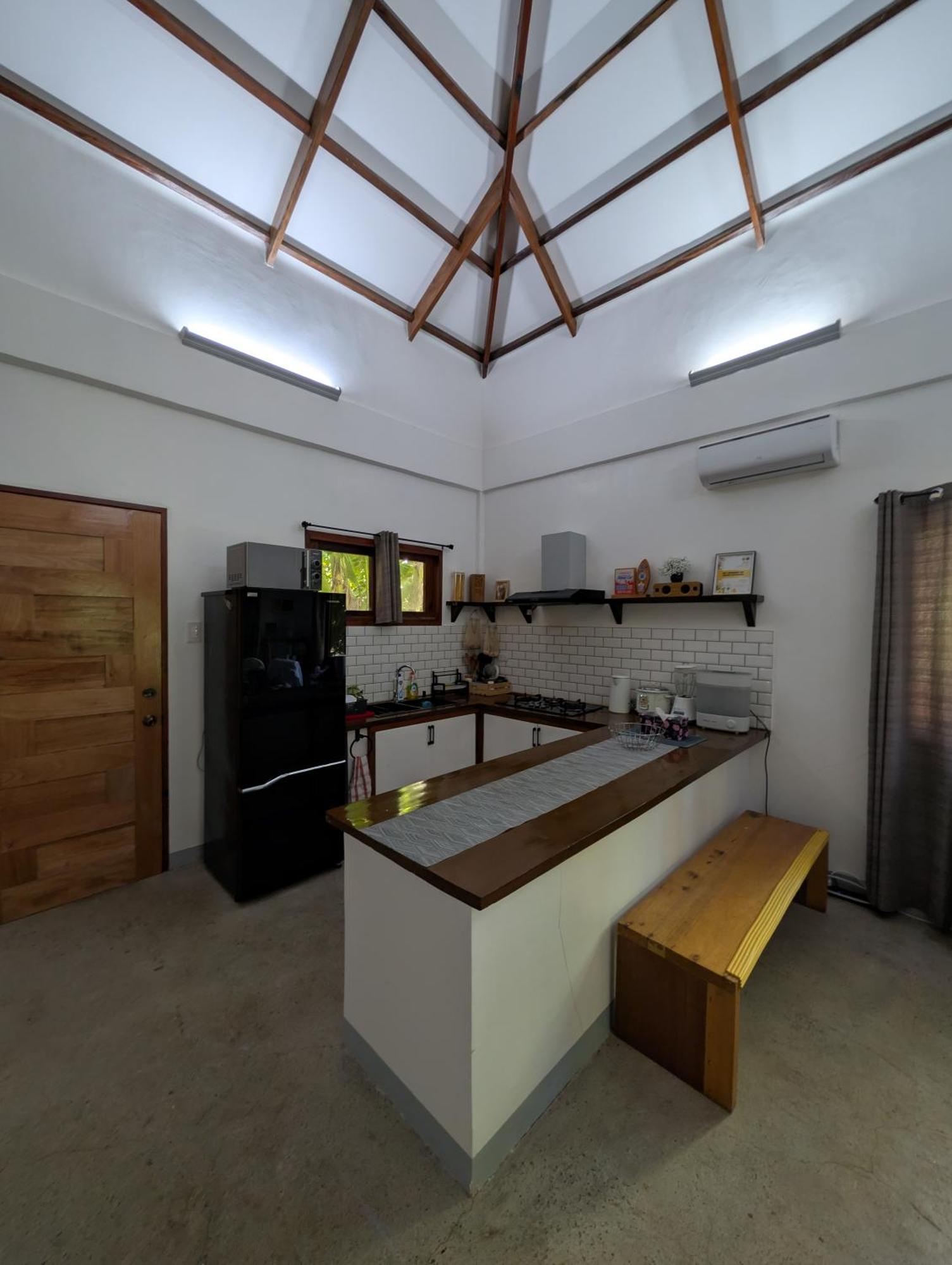 Amihan Bungalows General Luna  Buitenkant foto