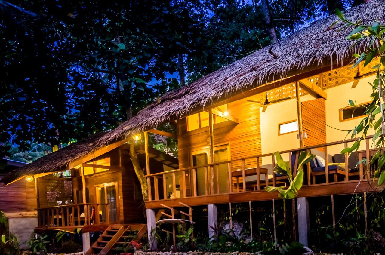 Amihan Bungalows General Luna  Buitenkant foto